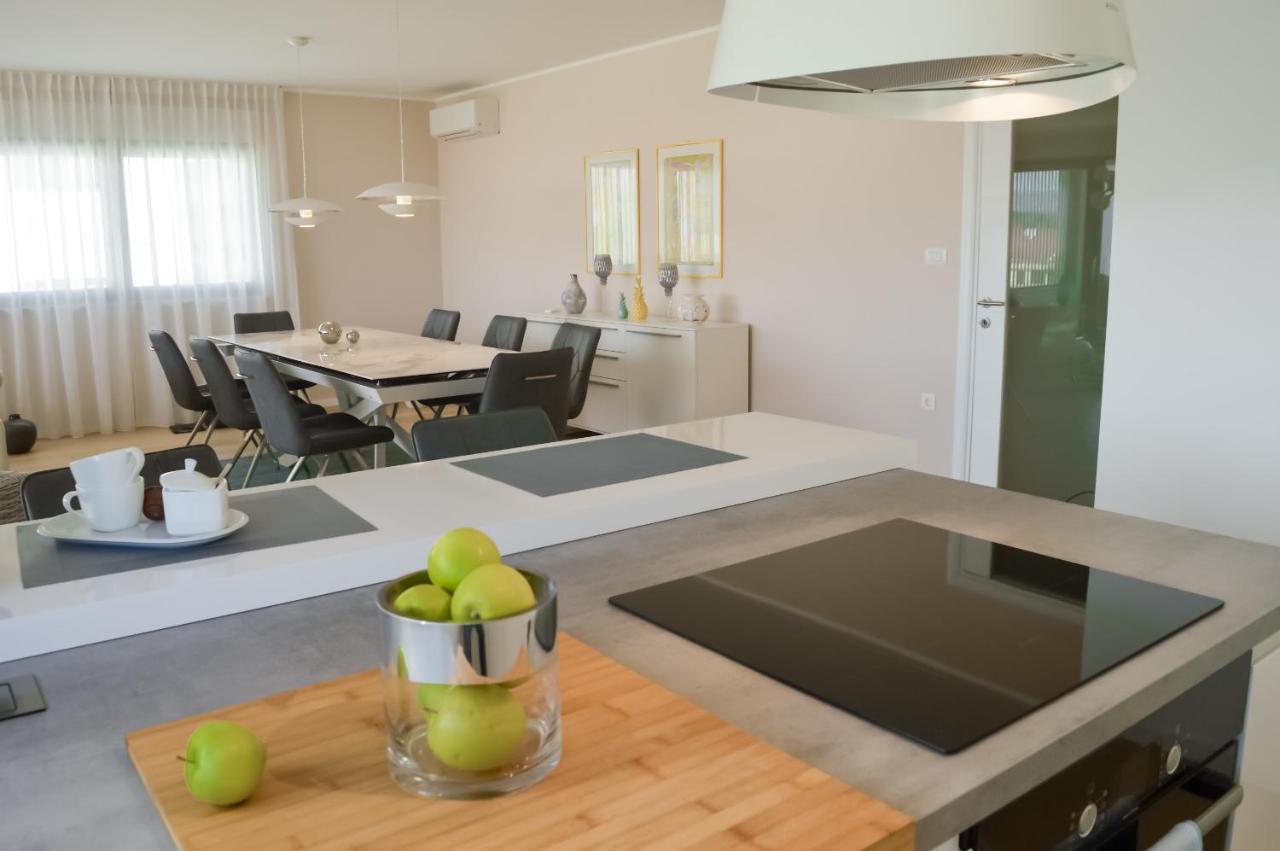 Rova Apartment Malinska Ngoại thất bức ảnh